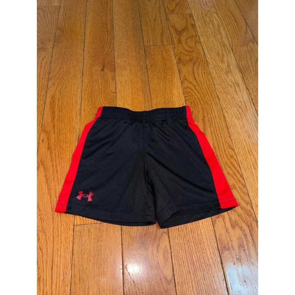 Under Armour Toddler Boys Black Red Stripe Athletic Shorts 24M Heat Seal Logo